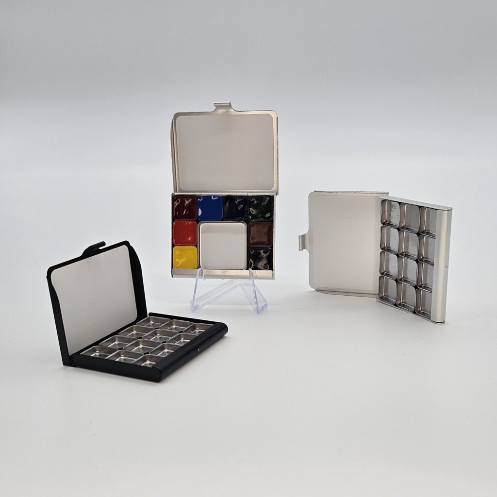 Demi Palette With Assorted Pans - Silver