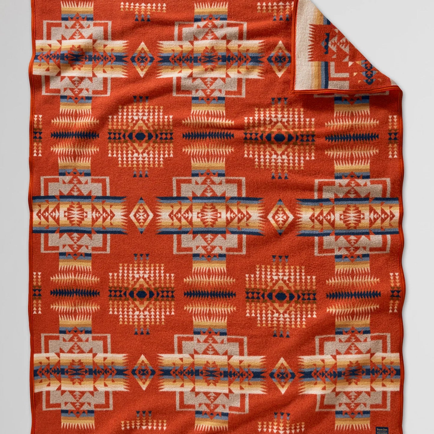 Chief Joseph Jacquard Robe Blanket; Chili