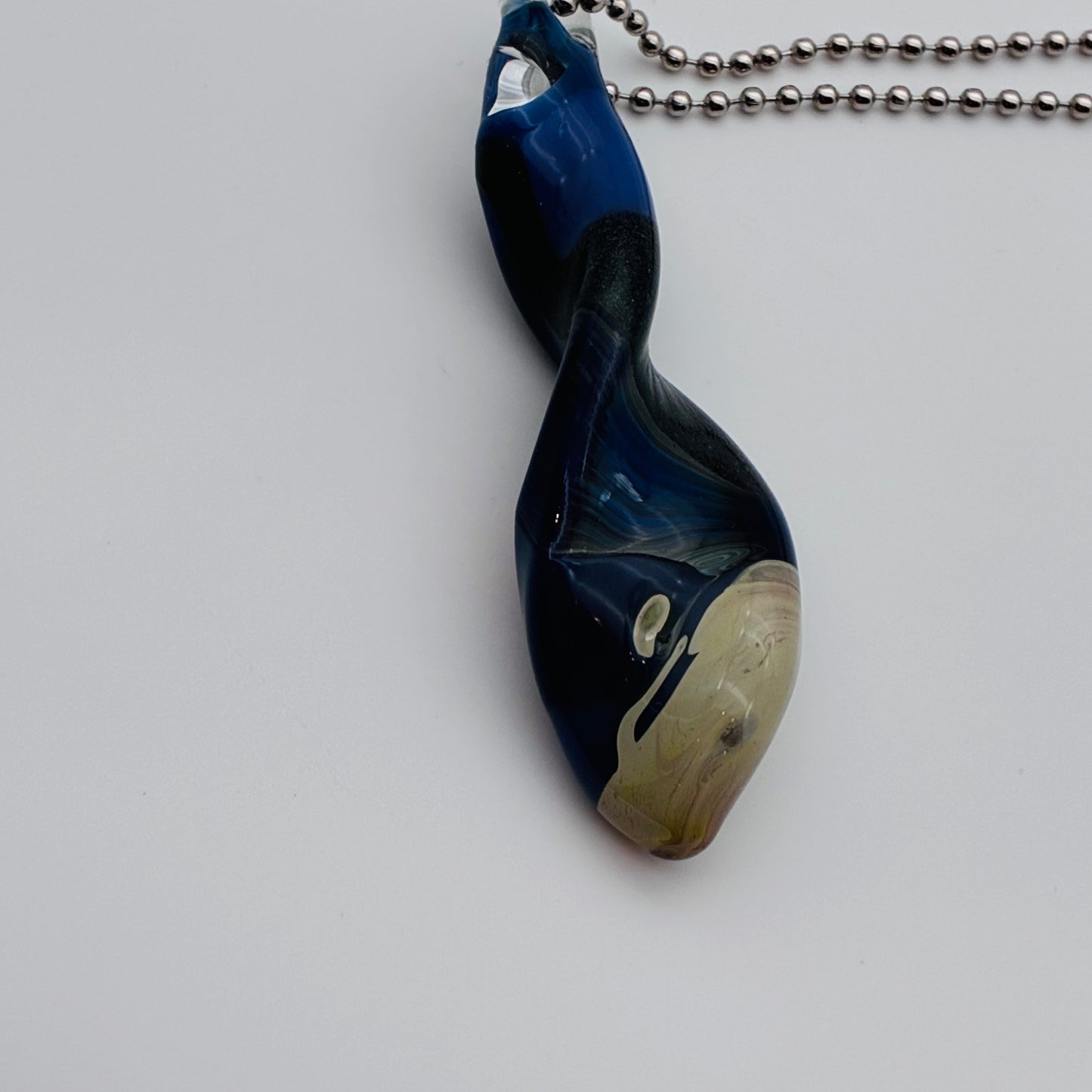 83 - Blue Twisted Pendant Necklace