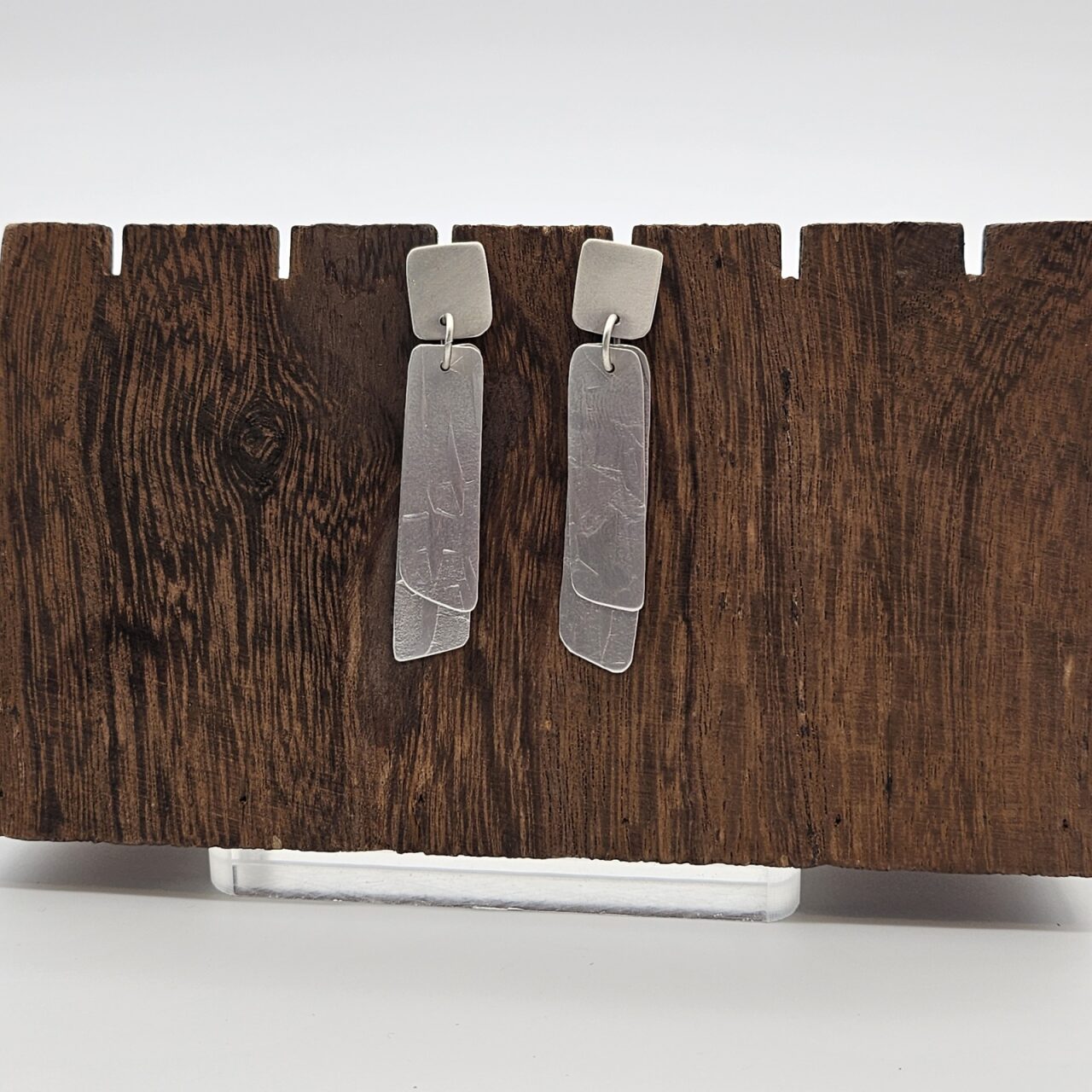 Textured Wind Letter Earrings