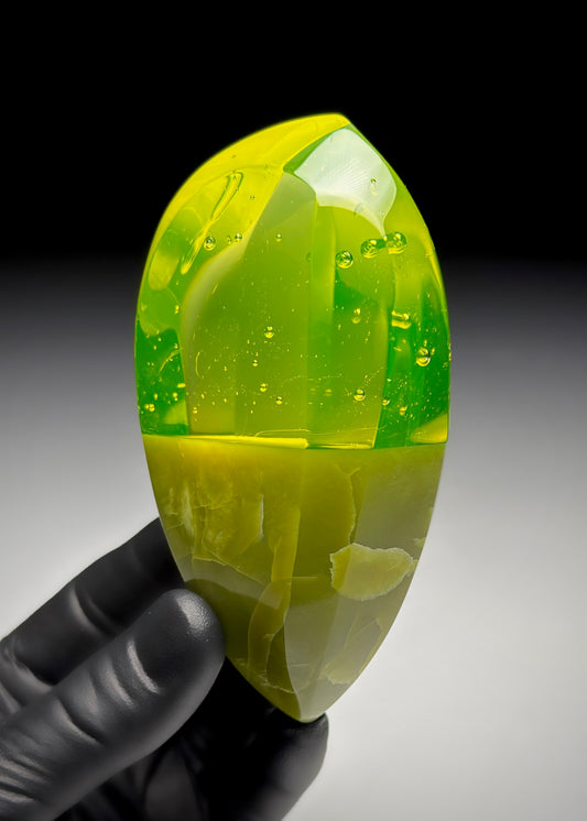 Uranium Serpentine Vitrolith