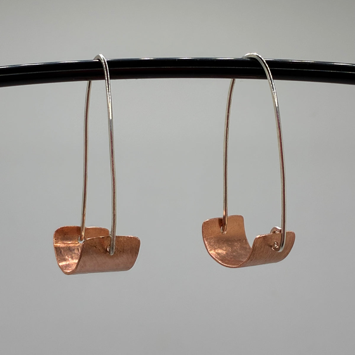 Medium Scoop Earrings