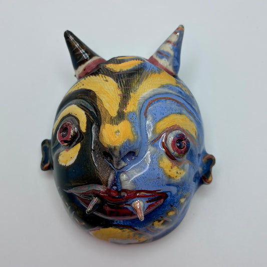 Mask 689