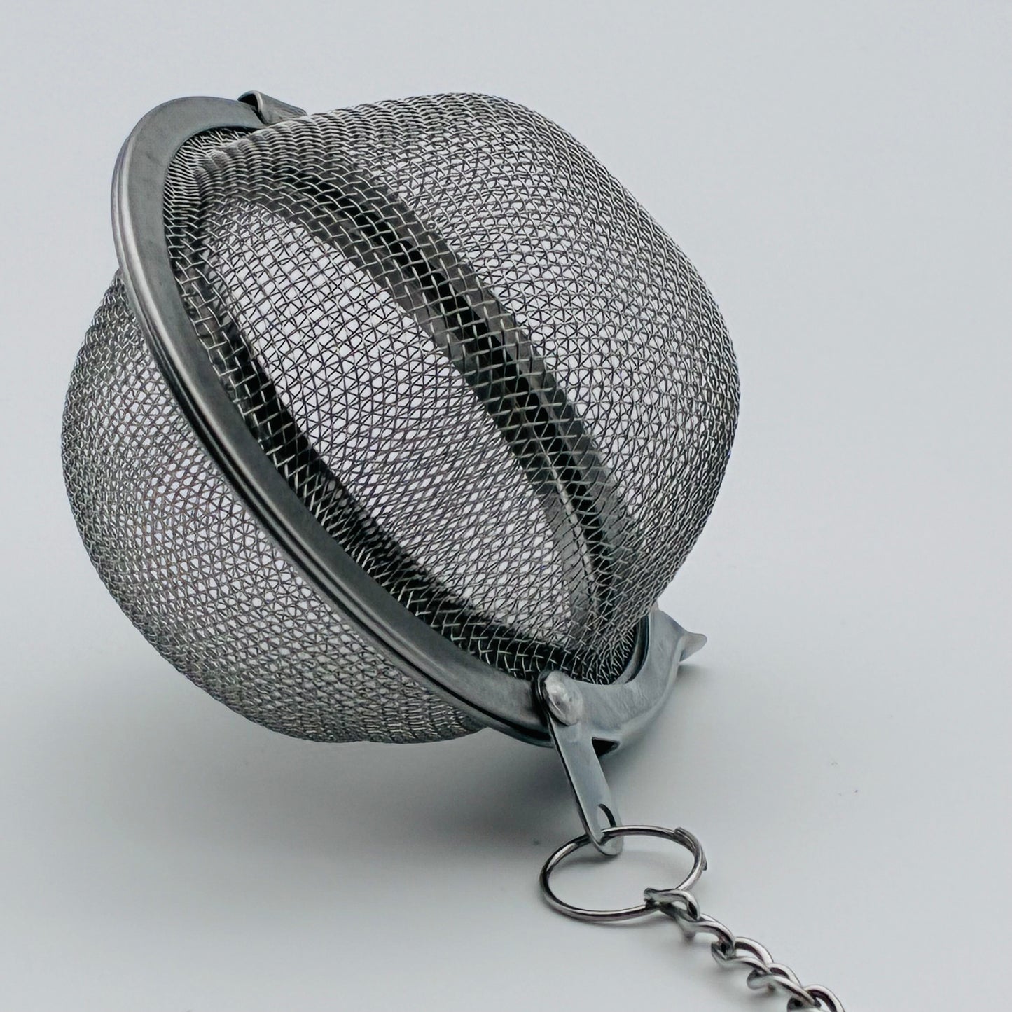 97 - White & Amber Bead Tea Infuser