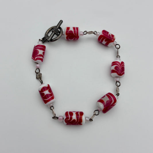 92 - Red Heart Bead Bracelet