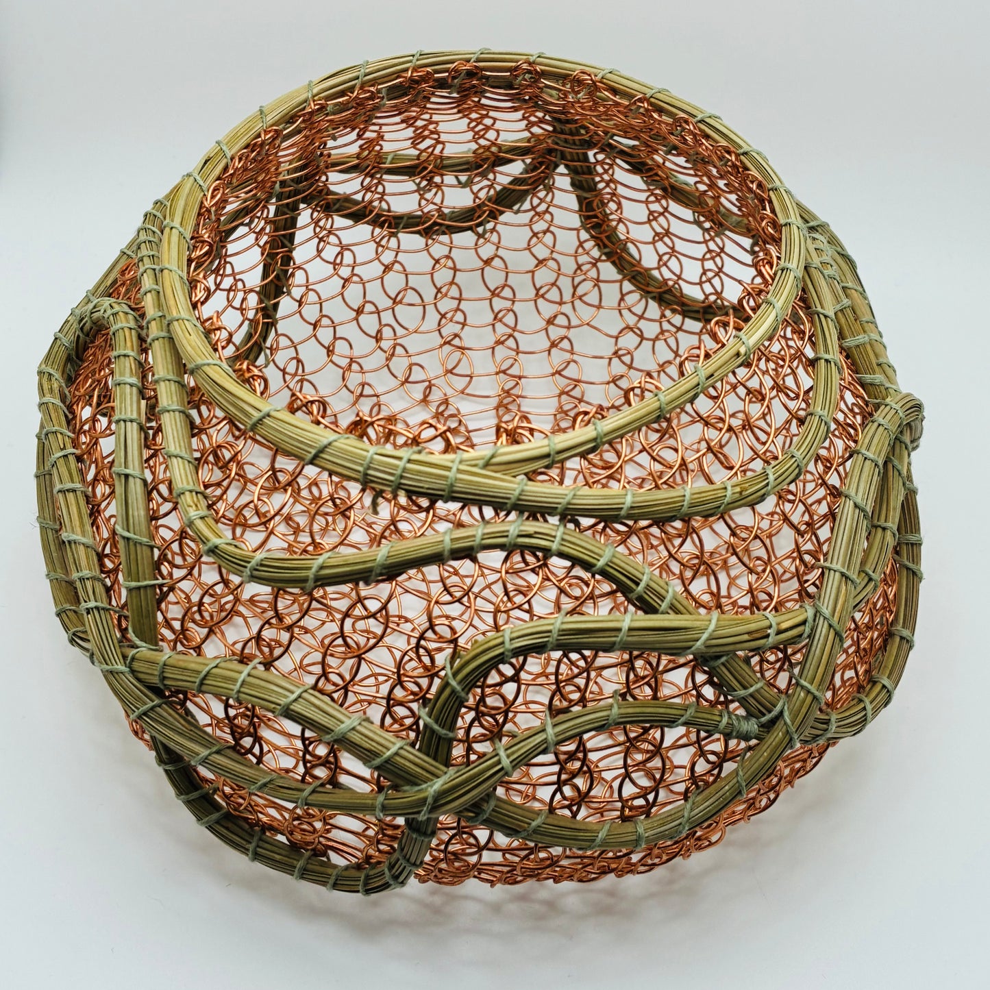 "Meadow Green" Pine and Wire Basket