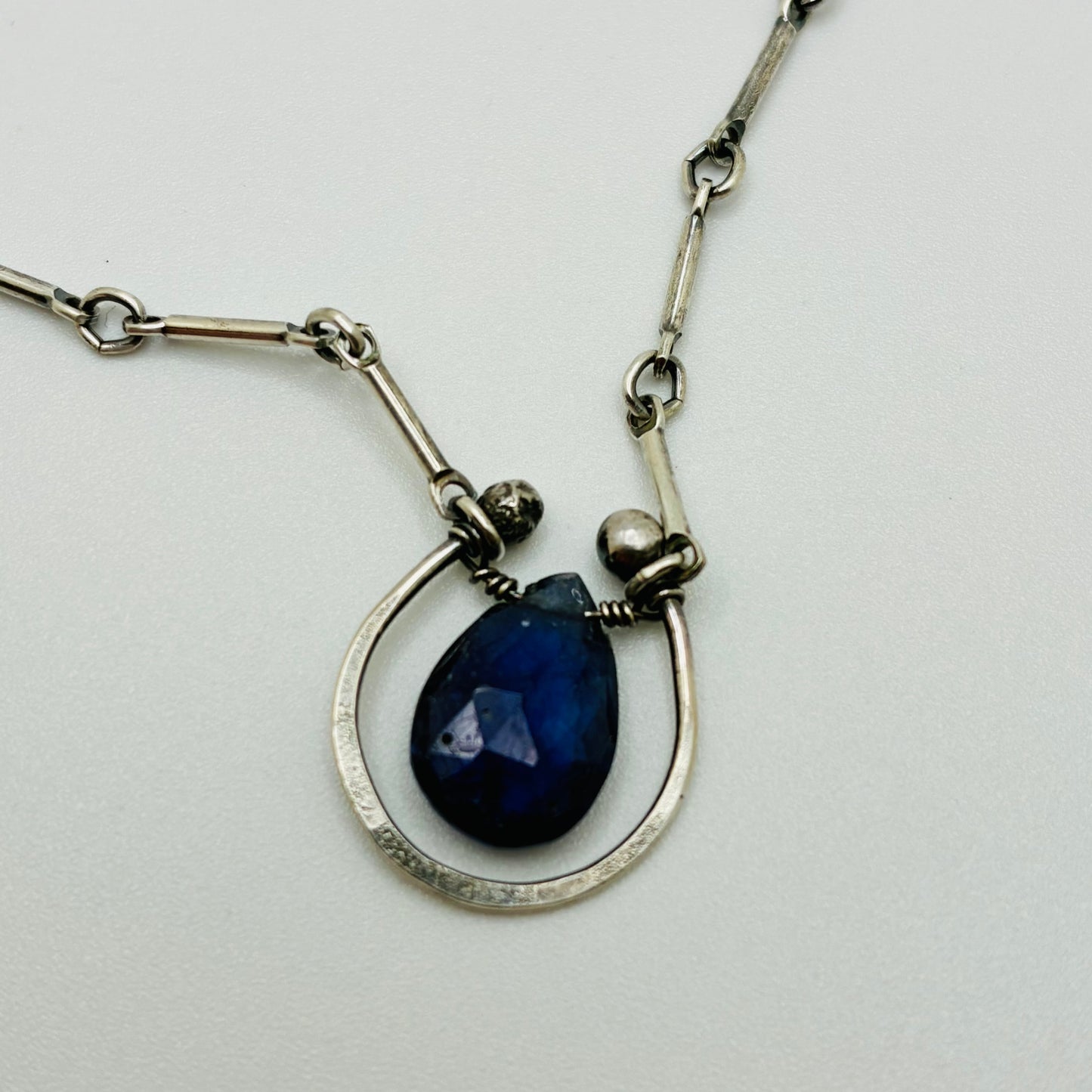 "HorseShoe" - Sapphire Earrings