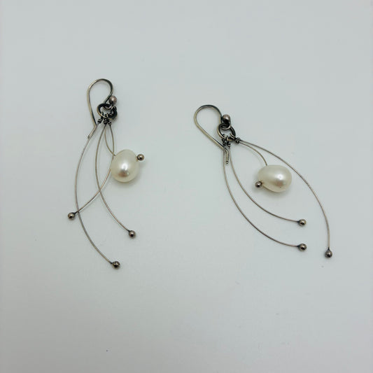 "Tickle" - Fresh Water Pearl Earrings