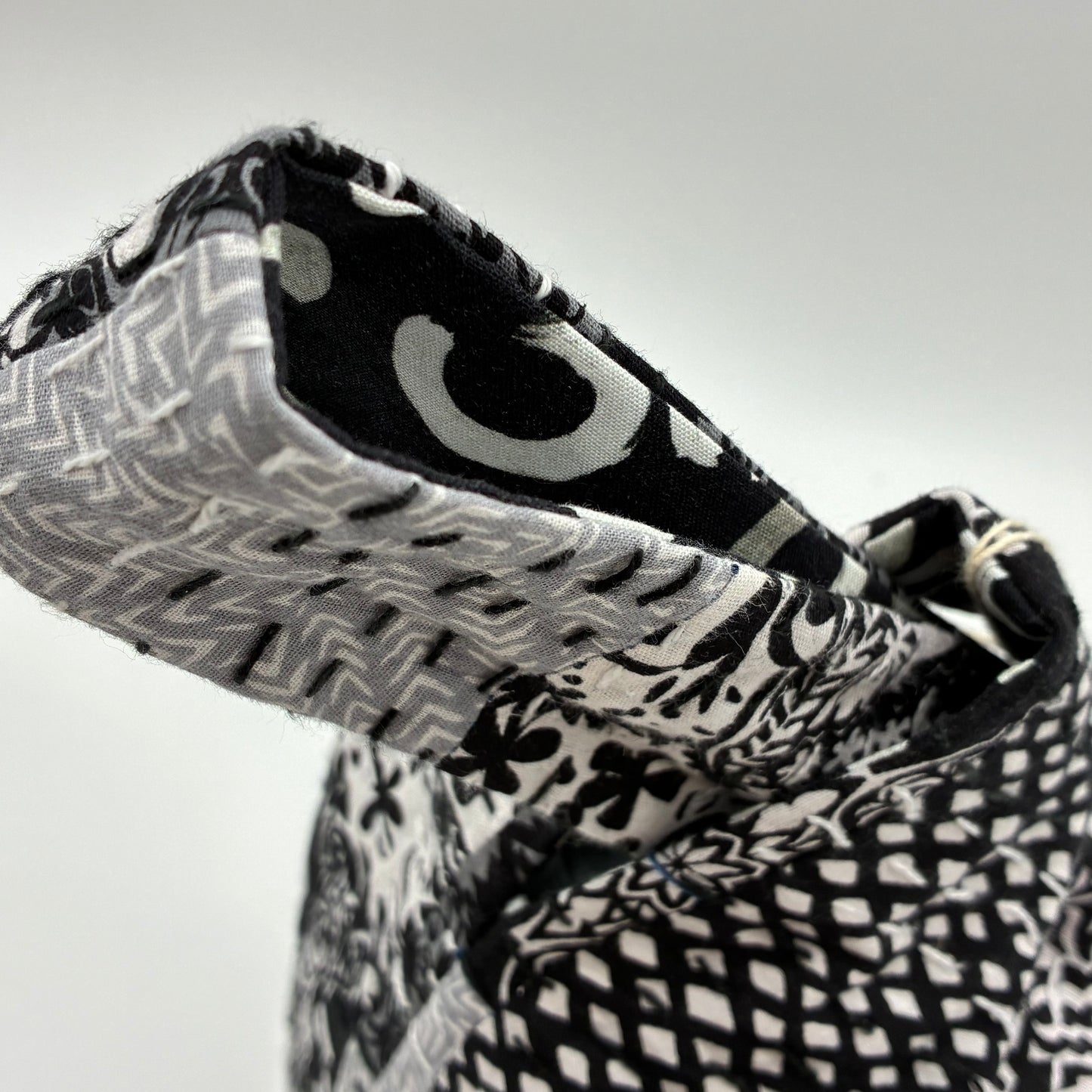 Knot Bag - Kantha Black & White