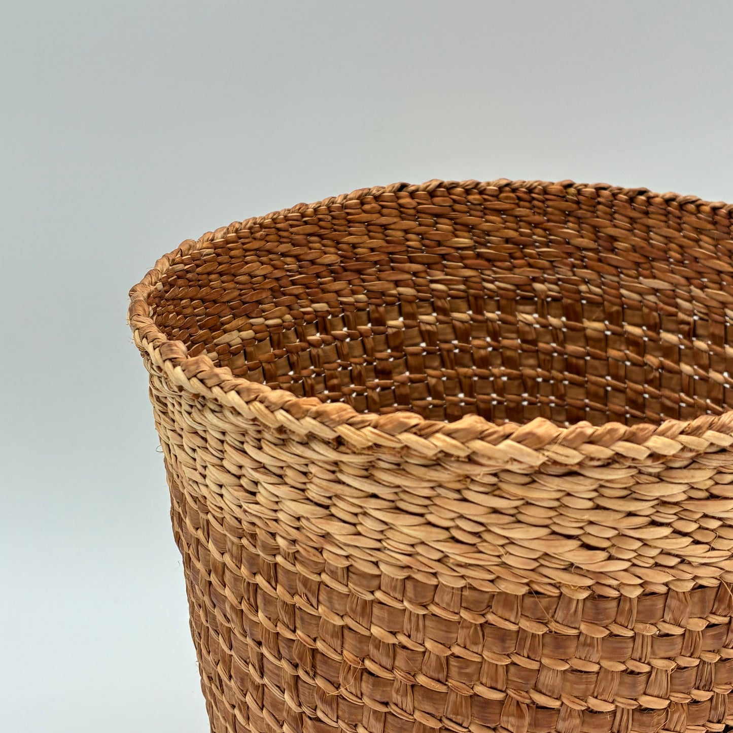 #1902 Women's Work Basket - Large