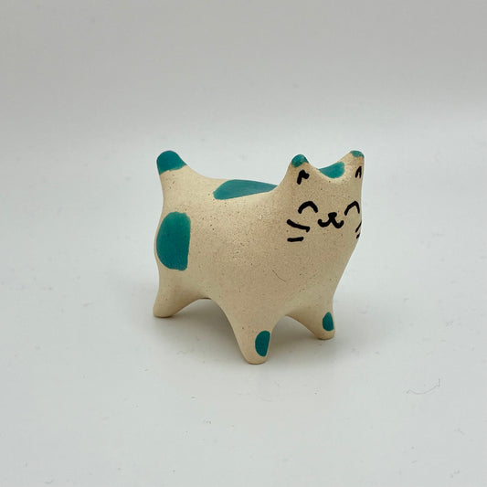 Expressive Ceramic Cats