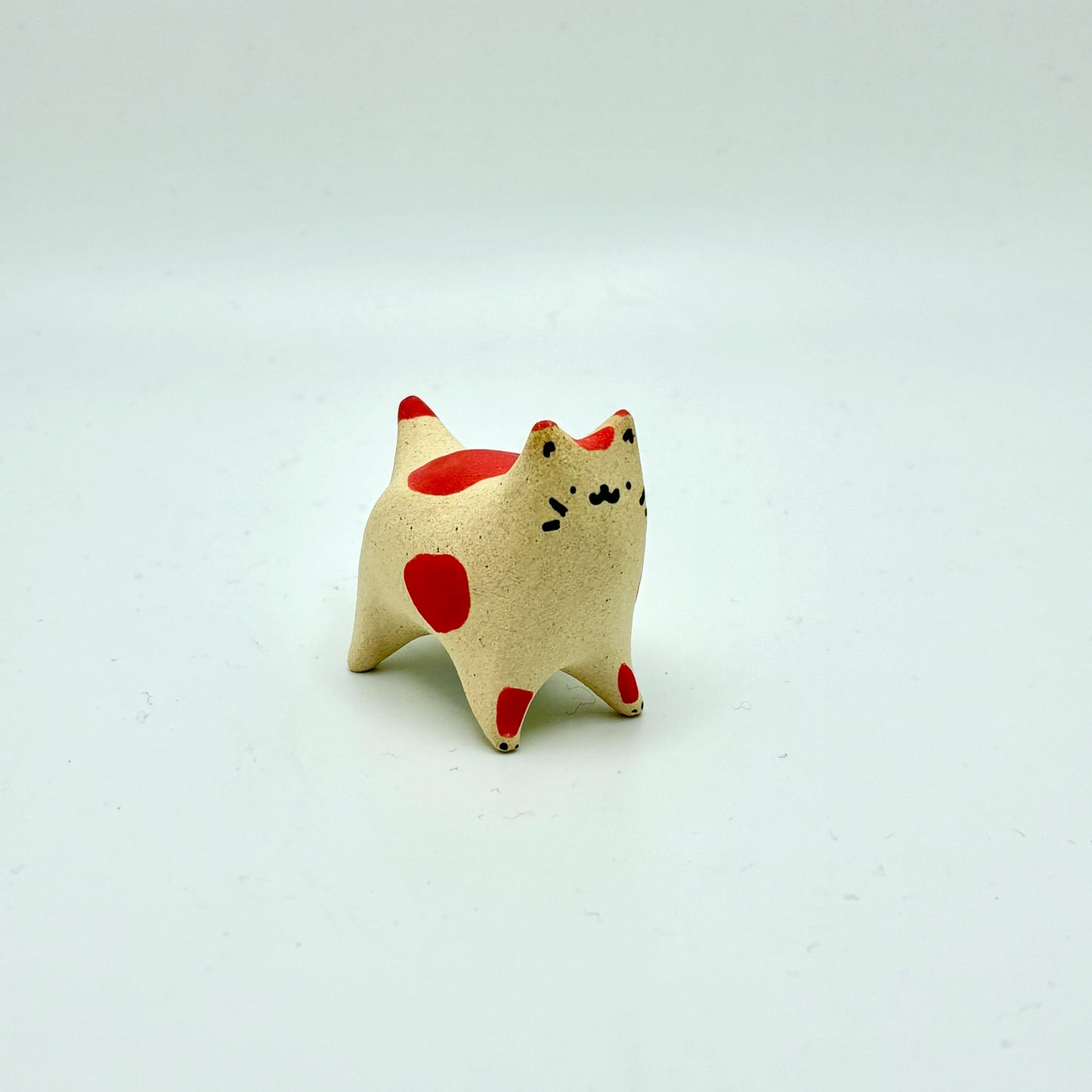 Expressive Ceramic Cats