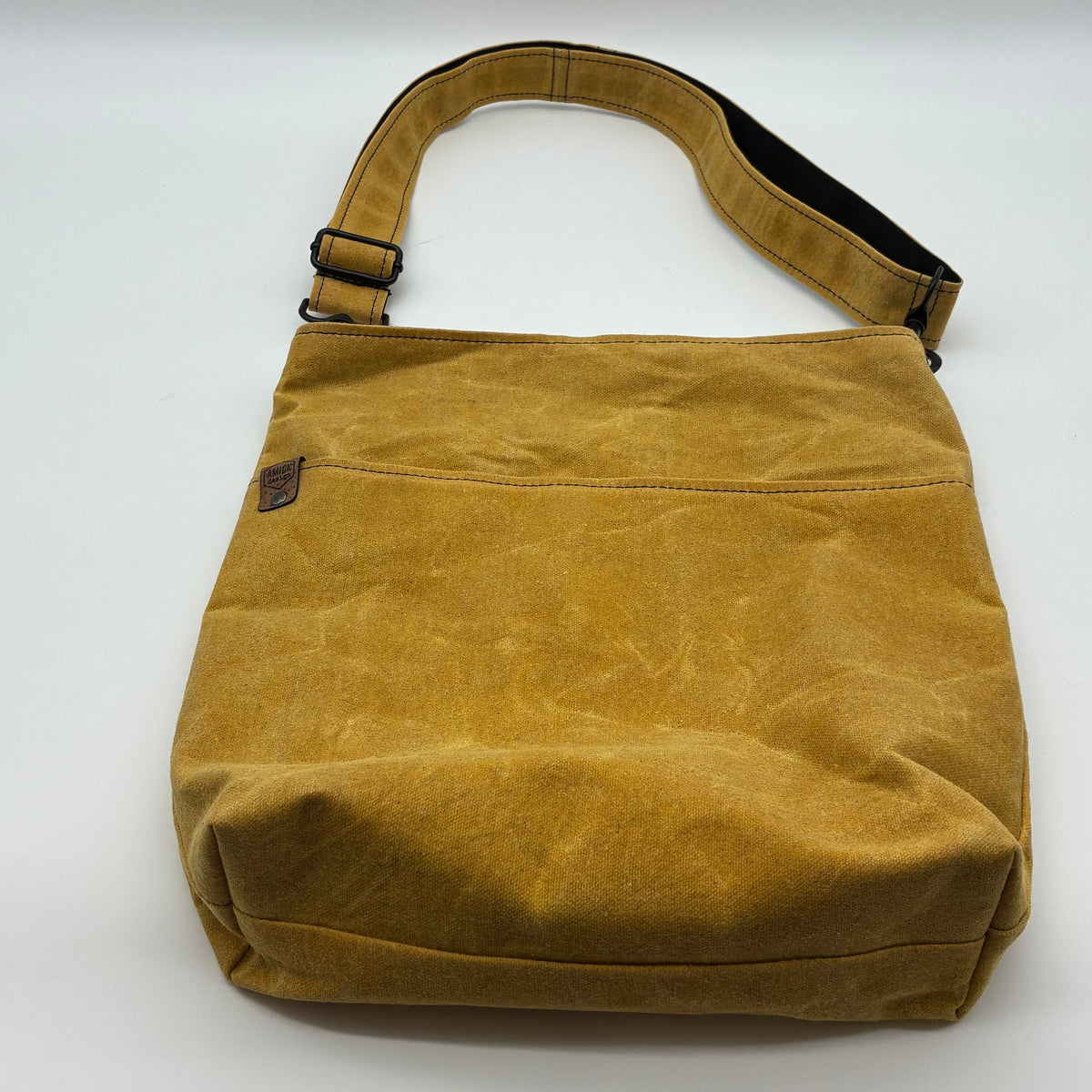 Medium Waxed Canvas Tote w/Pendleton Wool