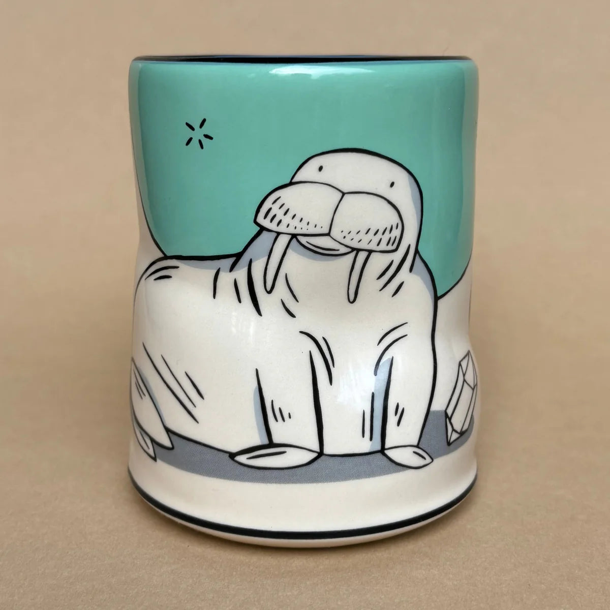 Lucky Walrus Cup - XLarge