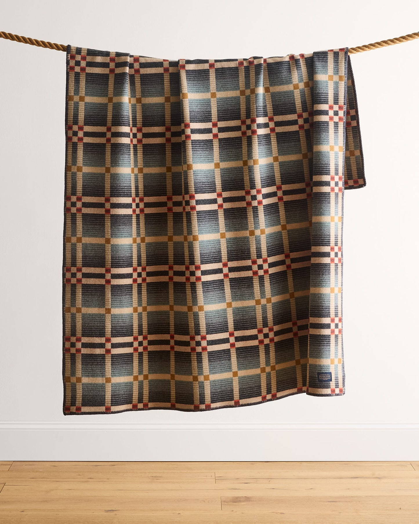 Pendleton Four Square Throw