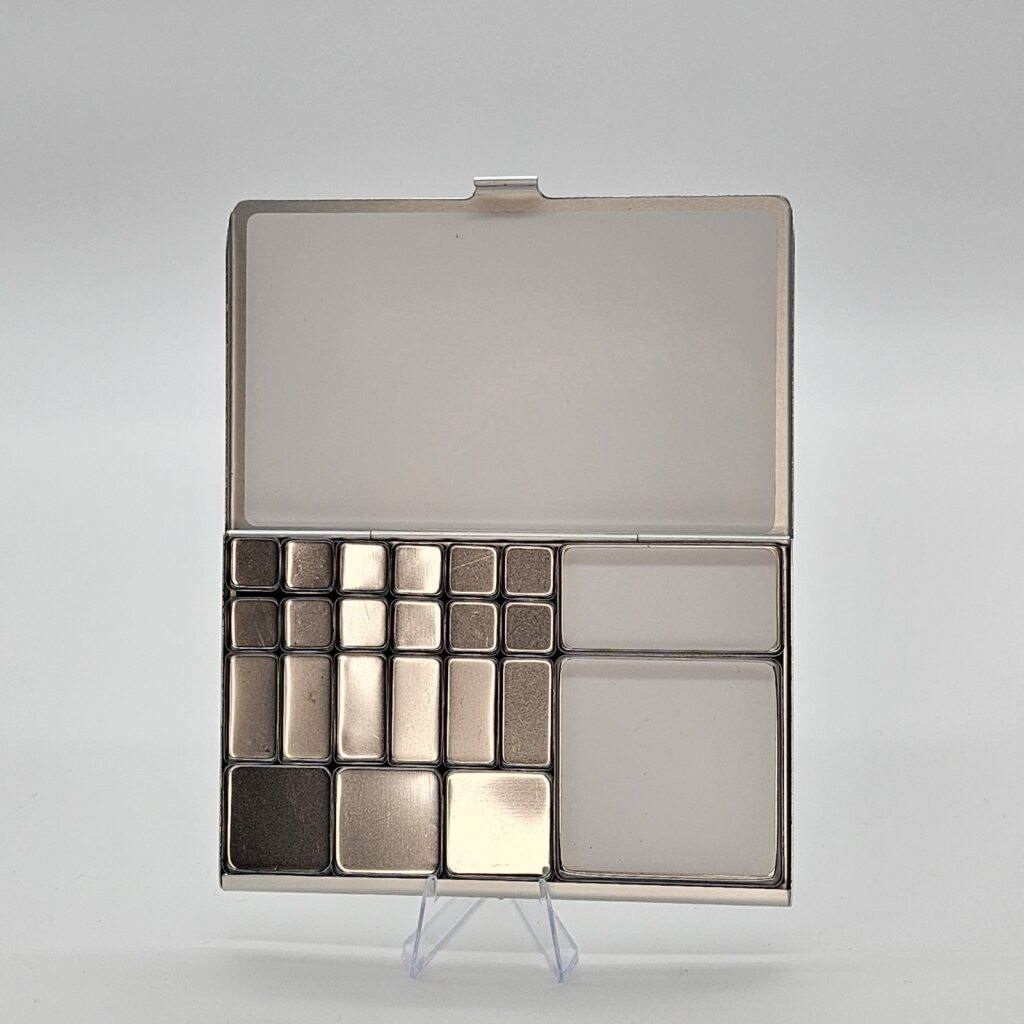 Folio Palette With Assorted Pans - Silver