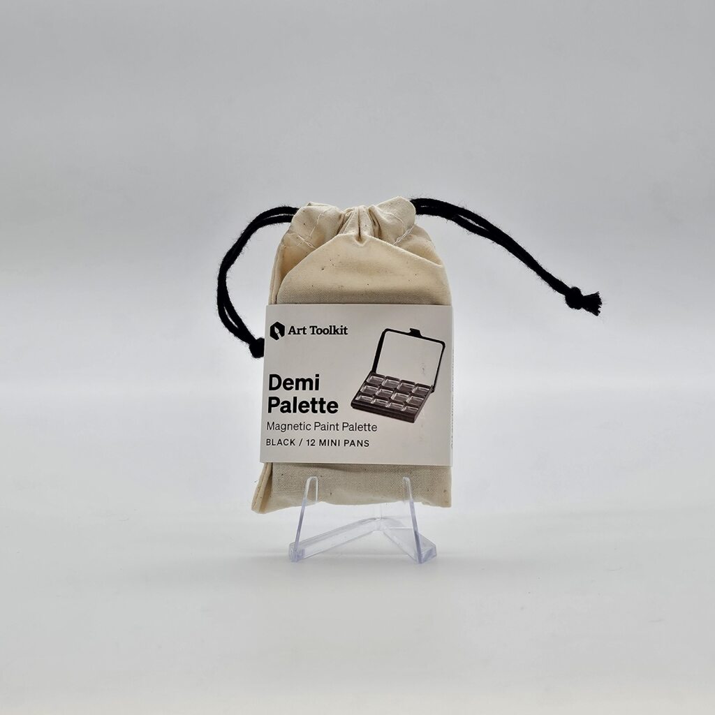 Demi Palette With Assorted Pans - Black