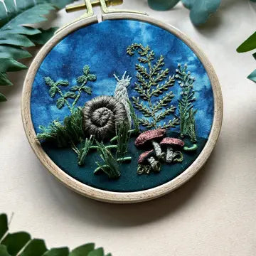 Woodland Snail Embroidery Kit - Advanced