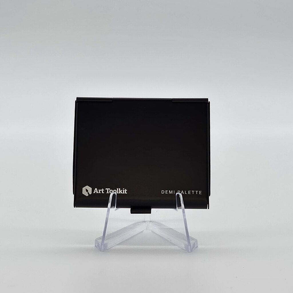 Demi Palette With Assorted Pans - Black